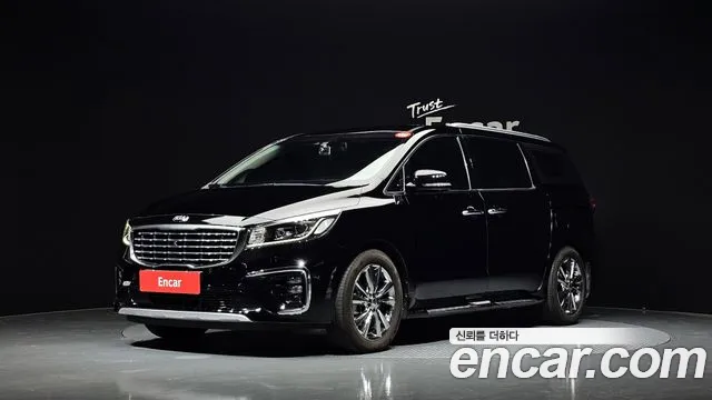 Kia Canival 2019 — photo 1