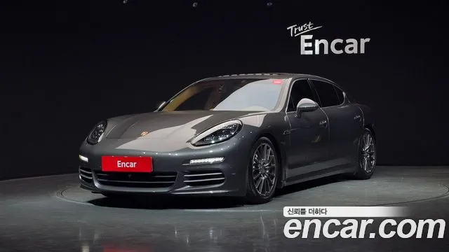 Porsche Panamera 2014 — photo 1