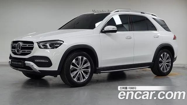 Mercedes-Benz GLE-Class 2023 — photo 1