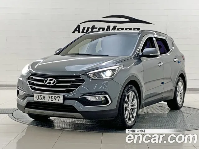Hyundai Santafe 2018 — photo 1