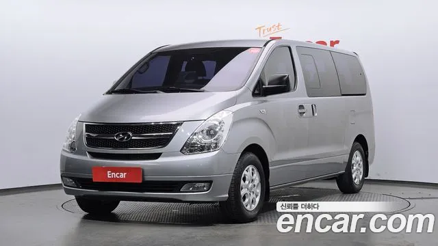 Hyundai Starex 2015 — photo 1