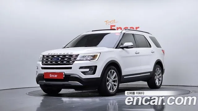 Ford Explorer 2017 — photo 1