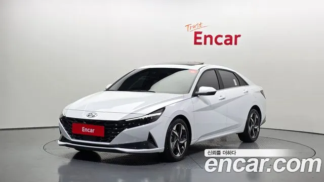 Hyundai AVANTE 2022 — photo 1