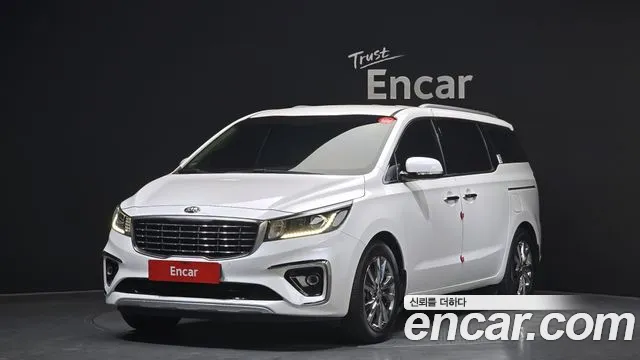 Kia Canival 2019 — photo 1