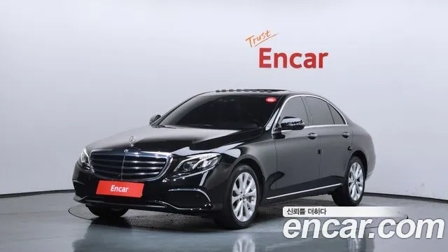 Mercedes-Benz E-Class 2019 — photo 1
