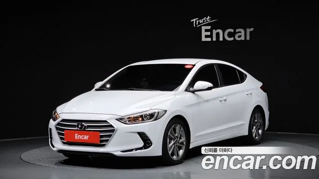 Hyundai AVANTE 2017 — photo 1