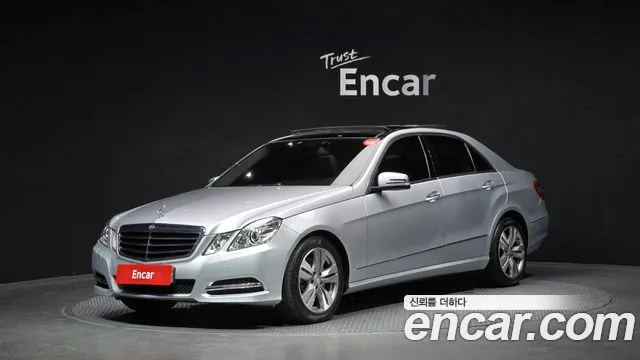 Mercedes-Benz E-Class 2010 — photo 1