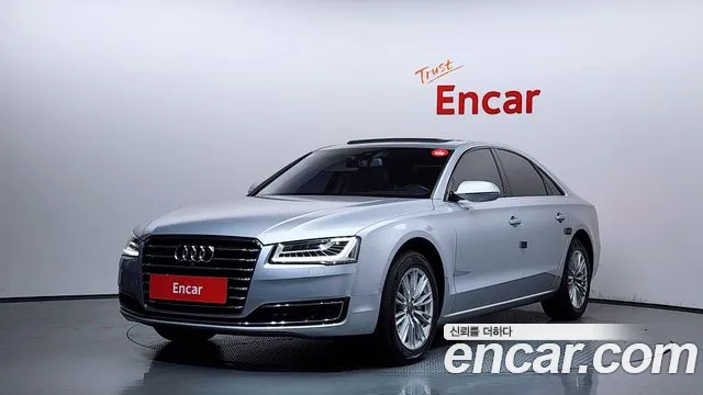 Audi A8 2015 — photo 1