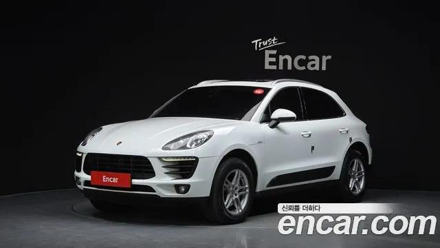 Porsche Macan 2016 — photo 1