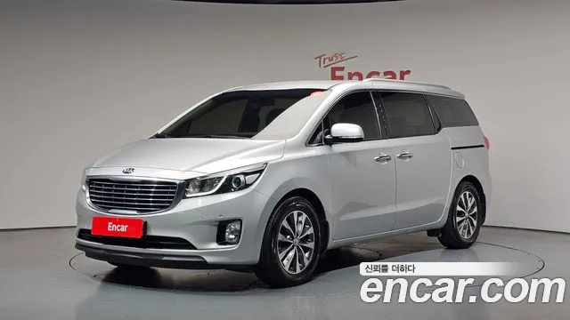 Kia Canival 2017 — photo 1