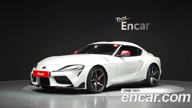 Toyota Supra 2020 — photo 1