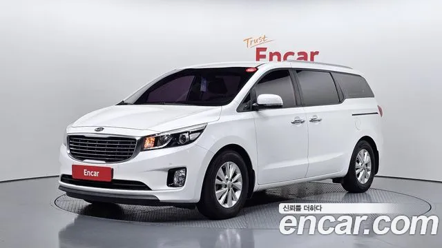Kia Canival 2017 — photo 1