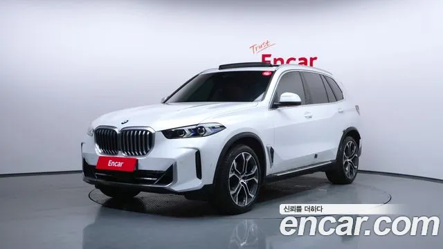BMW X5 2025 — photo 1