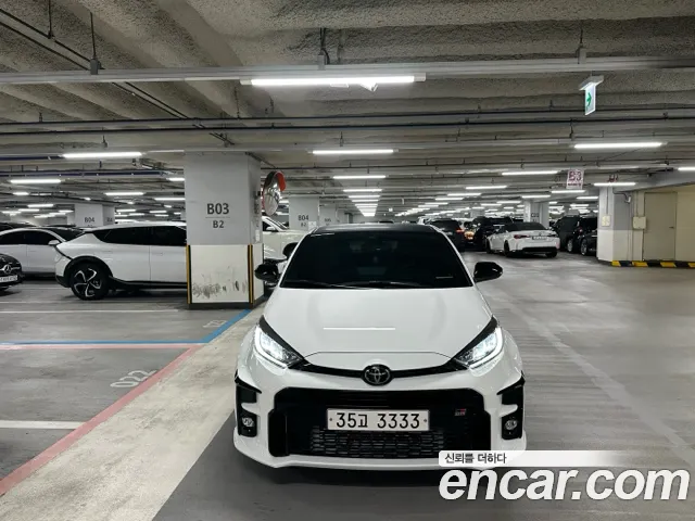 Toyota Yaris(Vitz) 2022 — photo 1