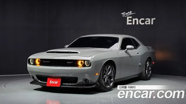 Dodge Challenger 2019 — photo 1