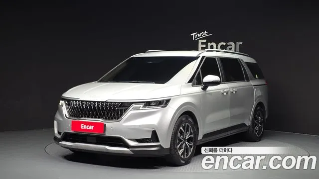 Kia Canival 2022 — photo 1