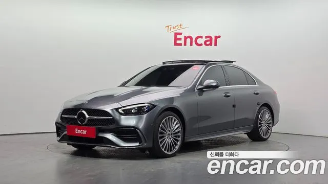 Mercedes-Benz C-Class 2022 — photo 1