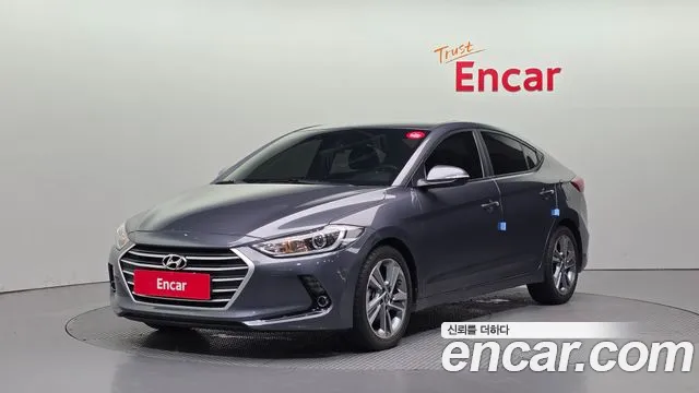 Hyundai AVANTE 2018 — photo 1