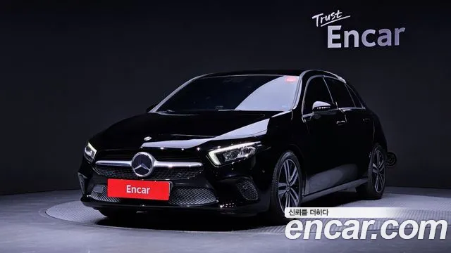 Mercedes-Benz A-Class 2021 — photo 1