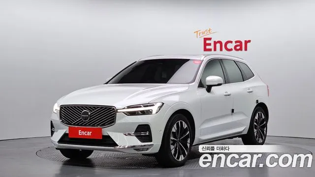 Volvo XC60 2026 — photo 1