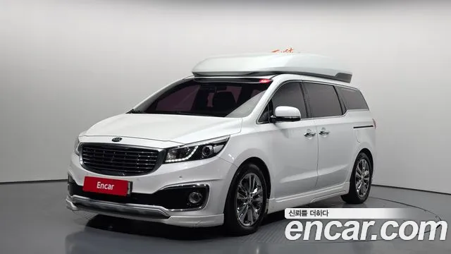 Kia Canival 2017 — photo 1