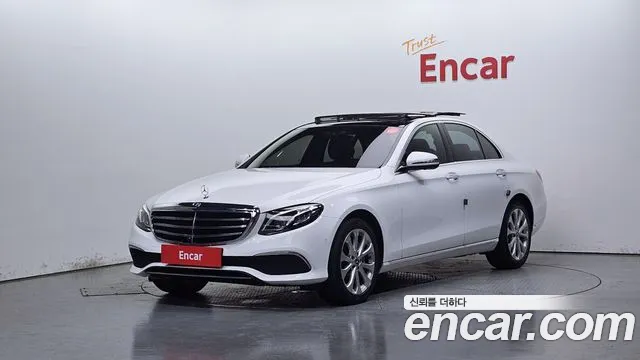 Mercedes-Benz E-Class 2017 — photo 1