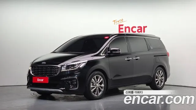 Kia Canival 2019 — photo 1