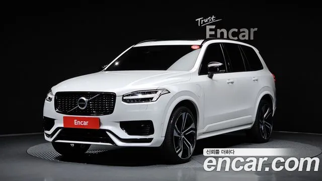 Volvo XC90 2021 — photo 1