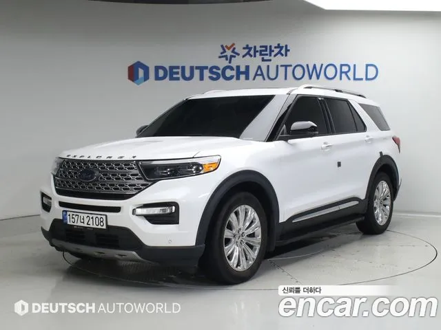 Ford Explorer 2022 — photo 1