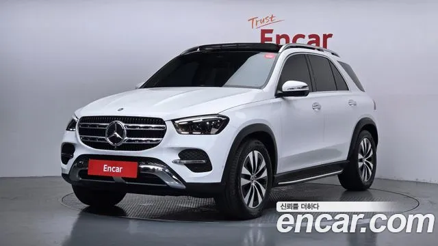 Mercedes-Benz GLE-Class 2025 — photo 1
