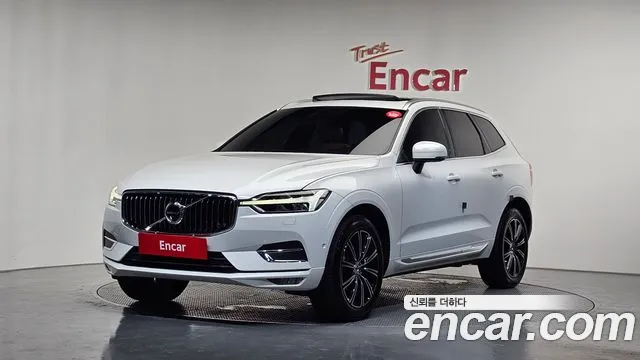 Volvo XC60 2018 — photo 1