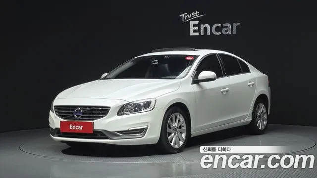 Volvo S60 2015 — photo 1