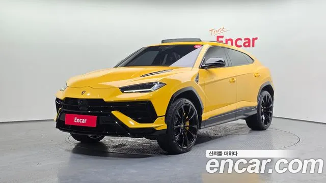 Lamborghini Urus 2024 — photo 1