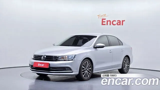 Volkswagen Jetta 2015 — photo 1