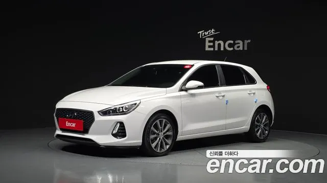 Hyundai i30 2017 — photo 1