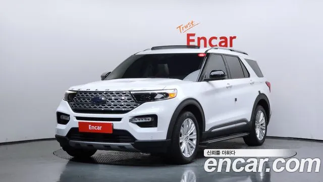 Ford Explorer 2020 — photo 1
