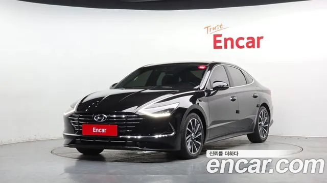 Hyundai Sonata 2022 — photo 1