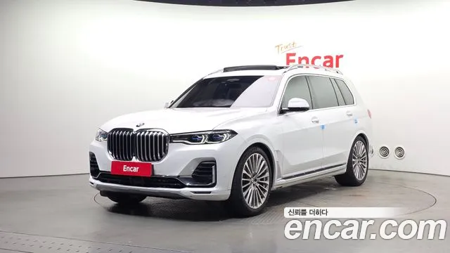 BMW X7 2022 — photo 1