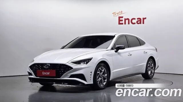 Hyundai Sonata 2022 — photo 1