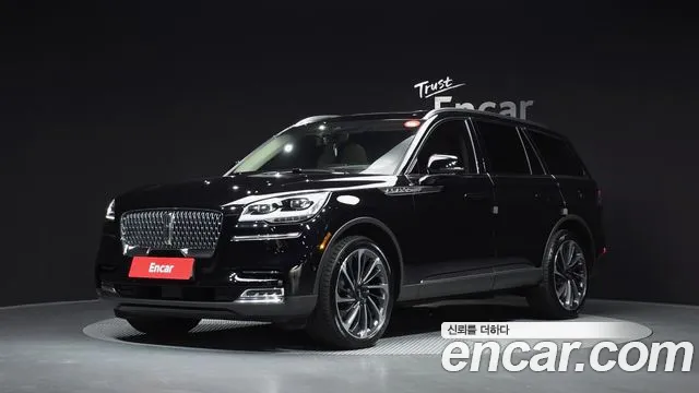 Lincoln Aviator 2022 — photo 1
