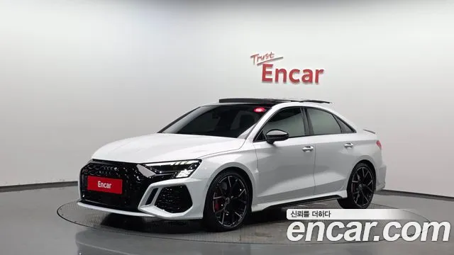 Audi RS3 2024 — photo 1