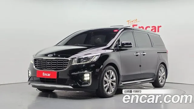 Kia Canival 2020 — photo 1