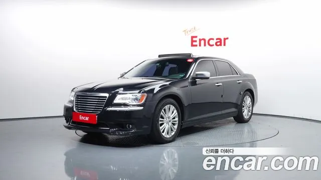 Chrysler 300C 2014 — photo 1