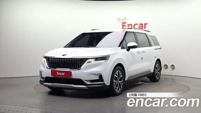 Kia Canival 2021 — photo 1
