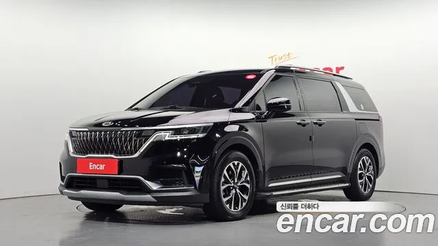 Kia Canival 2021 — photo 1