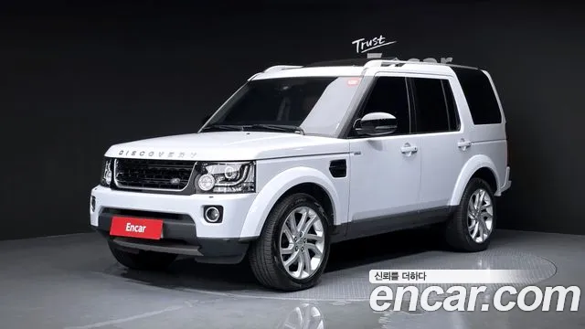 Land Rover Discovery 2016 — photo 1