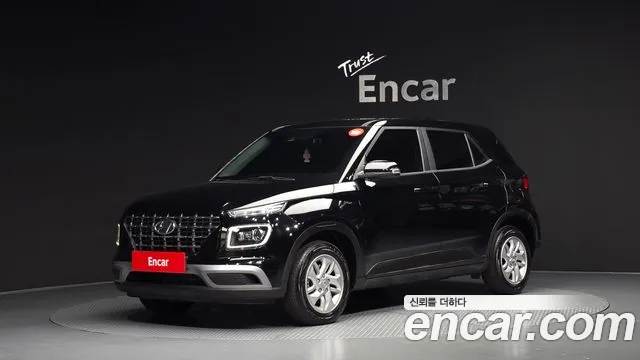 Hyundai Venue 2022 — photo 1