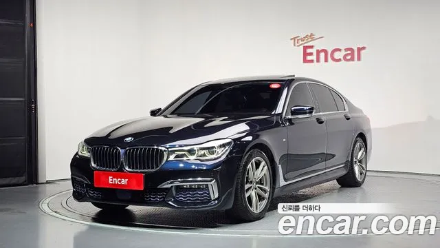 BMW 7-Series 2017 — photo 1