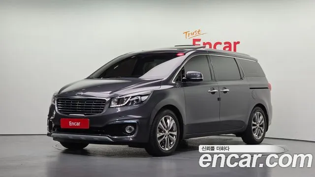 Kia Canival 2016 — photo 1