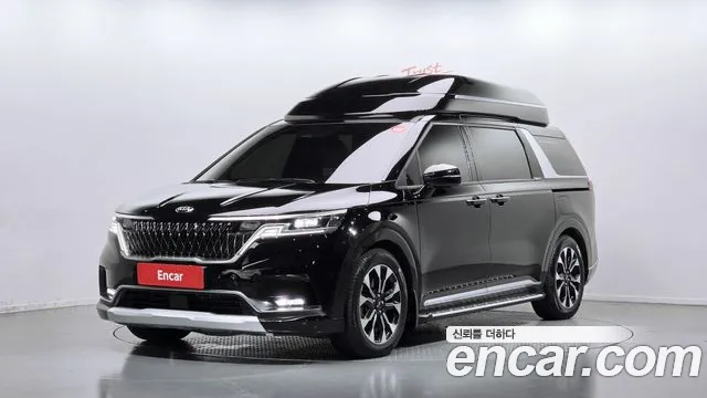 Kia Canival 2021 — photo 1